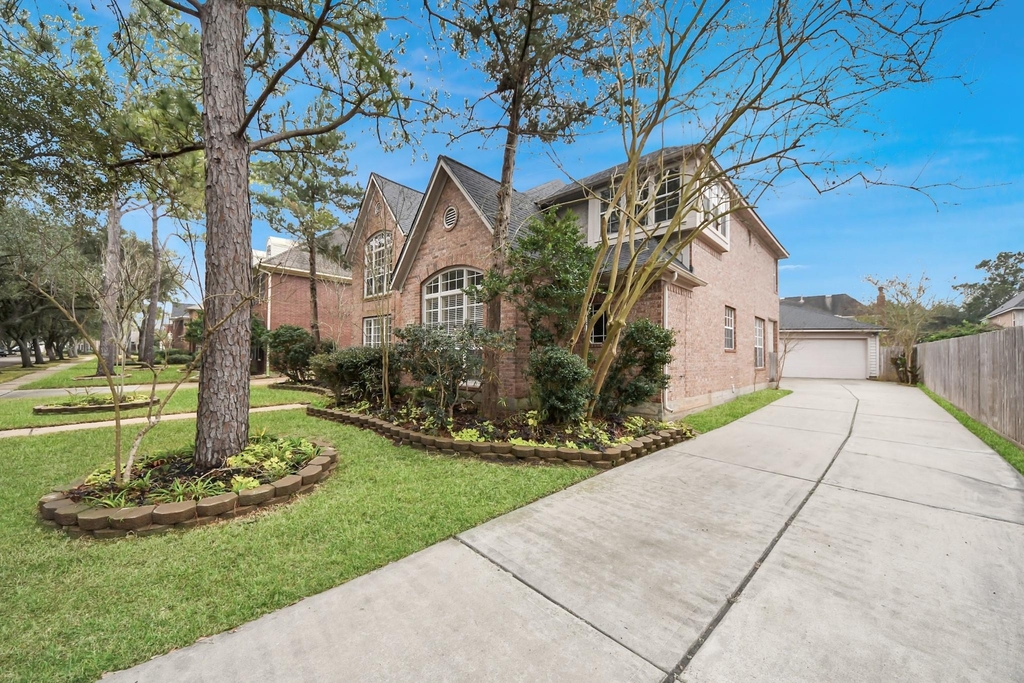 4418 Bermuda Drive - Photo 2
