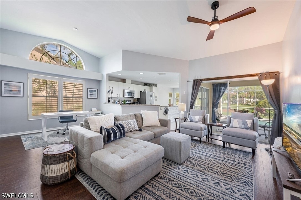 641 Saint Andrews Boulevard - Photo 4