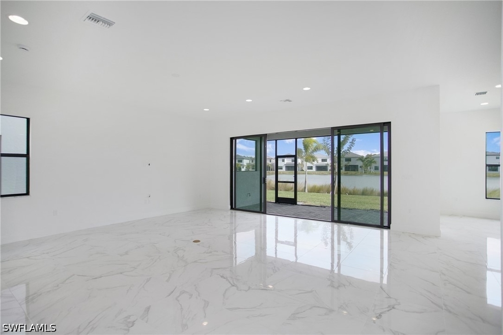 20195 Ainsley Street - Photo 9