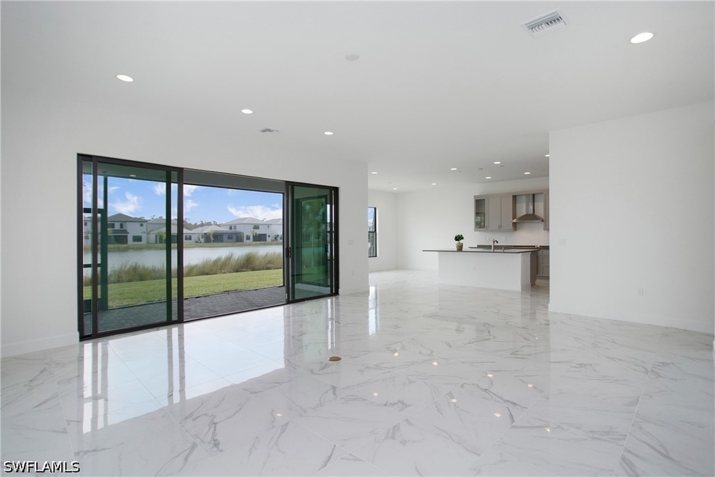 20195 Ainsley Street - Photo 4