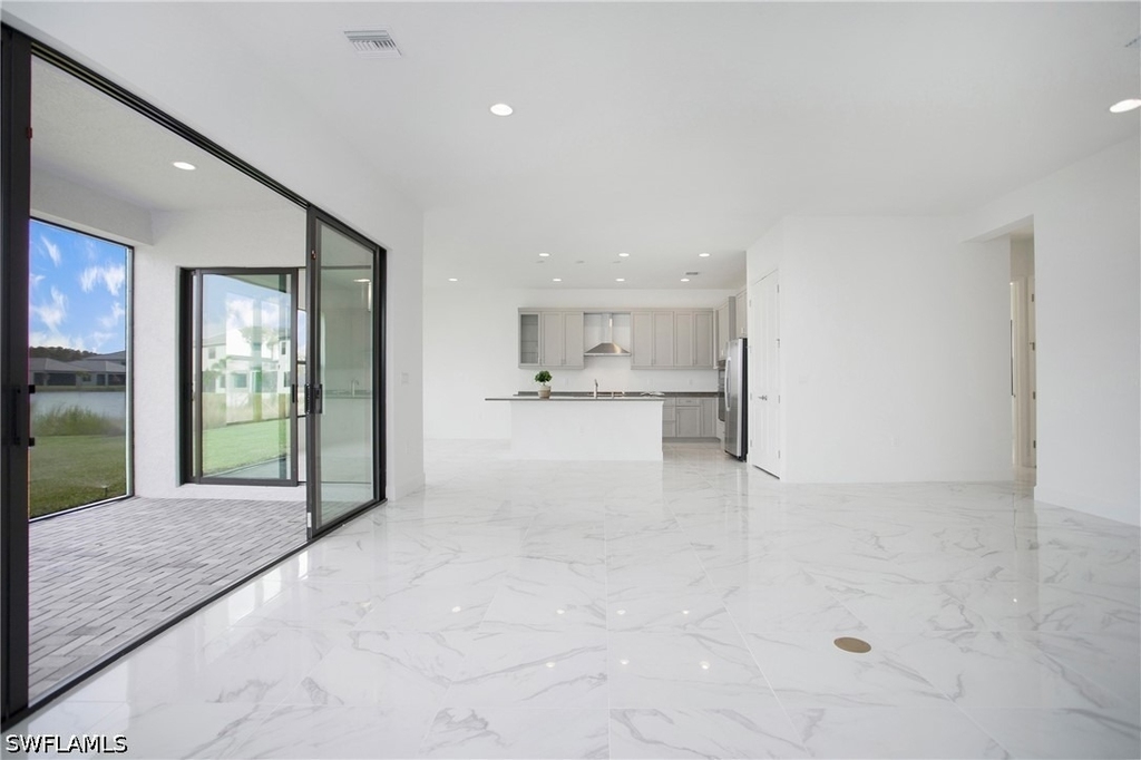 20195 Ainsley Street - Photo 6
