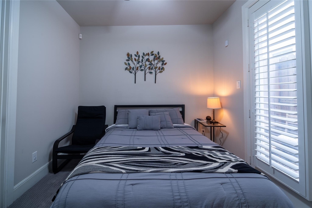 4008 Barnes Street - Photo 40
