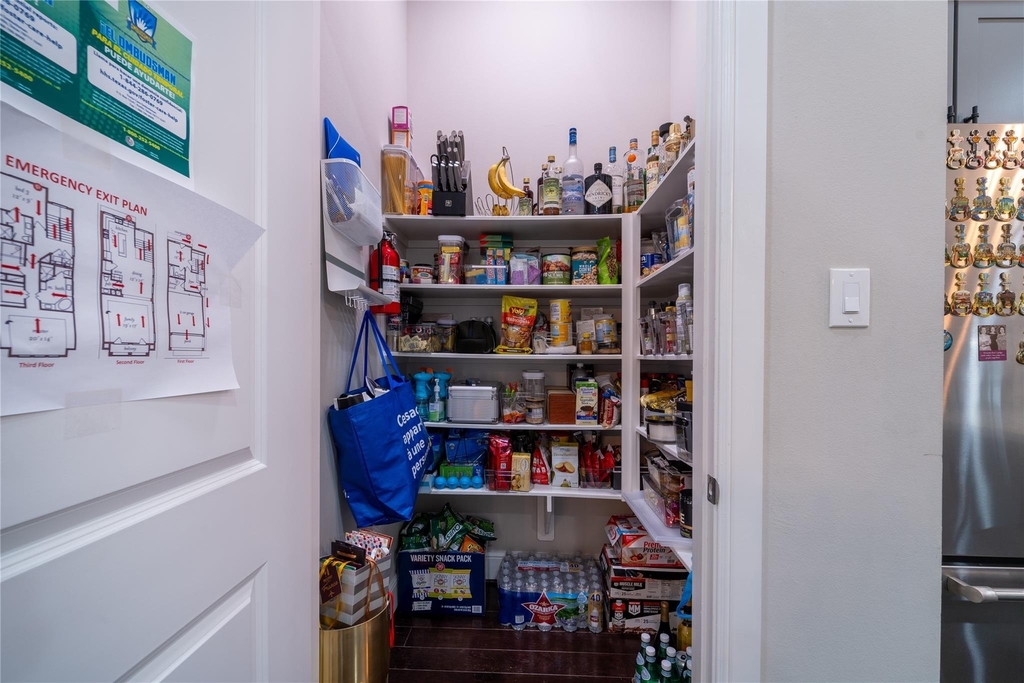 4008 Barnes Street - Photo 14