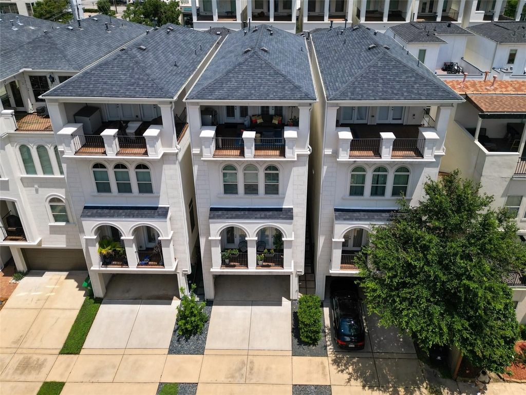 4008 Barnes Street - Photo 0