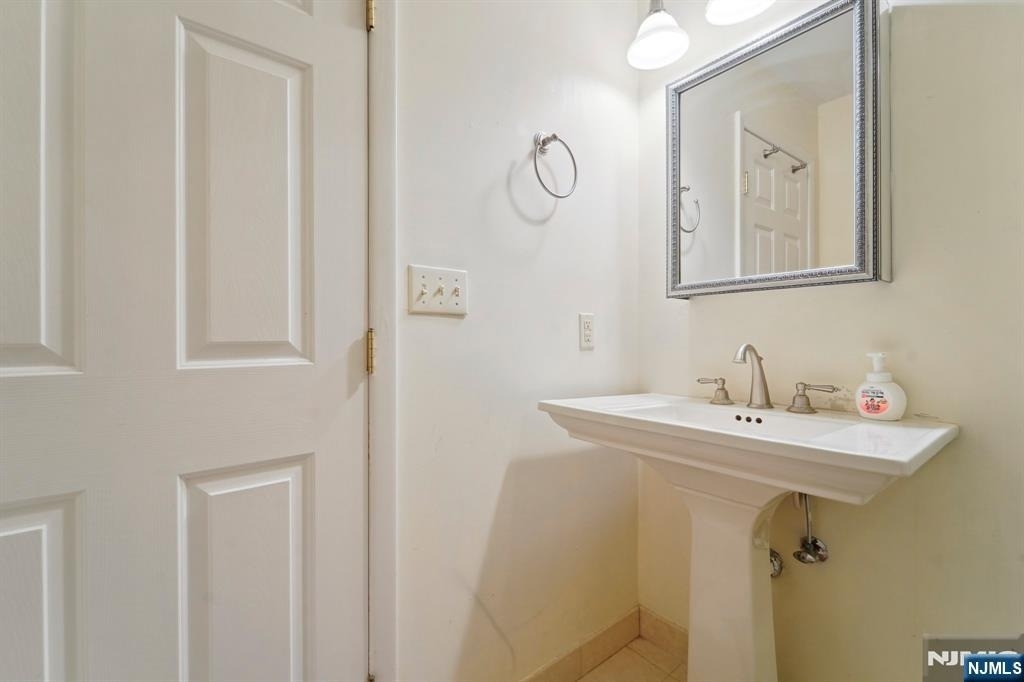 324 Brook - Photo 27