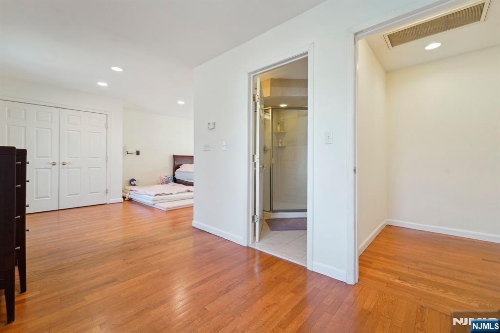 324 Brook - Photo 22