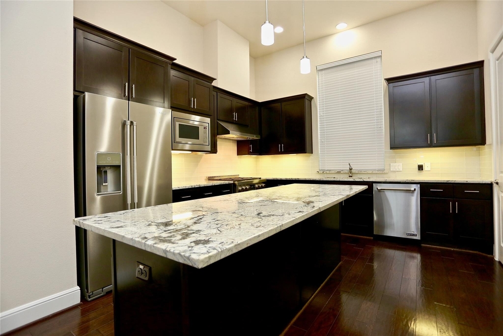 4009 Lillian Street - Photo 6