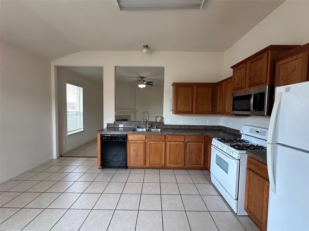 14611 Becurtesy Court - Photo 7