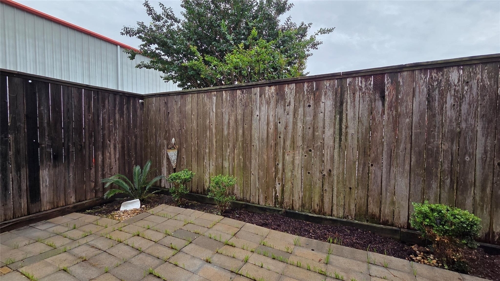 5321 Inker Street - Photo 2