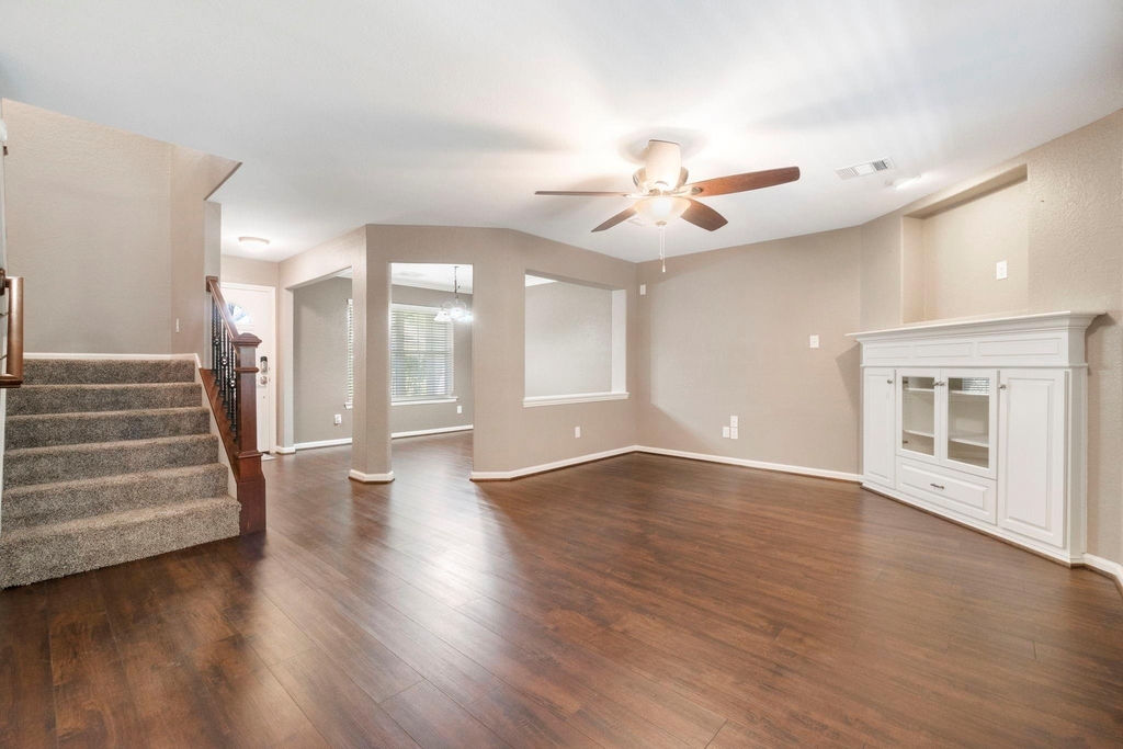19 Shimmer Pond Place - Photo 11