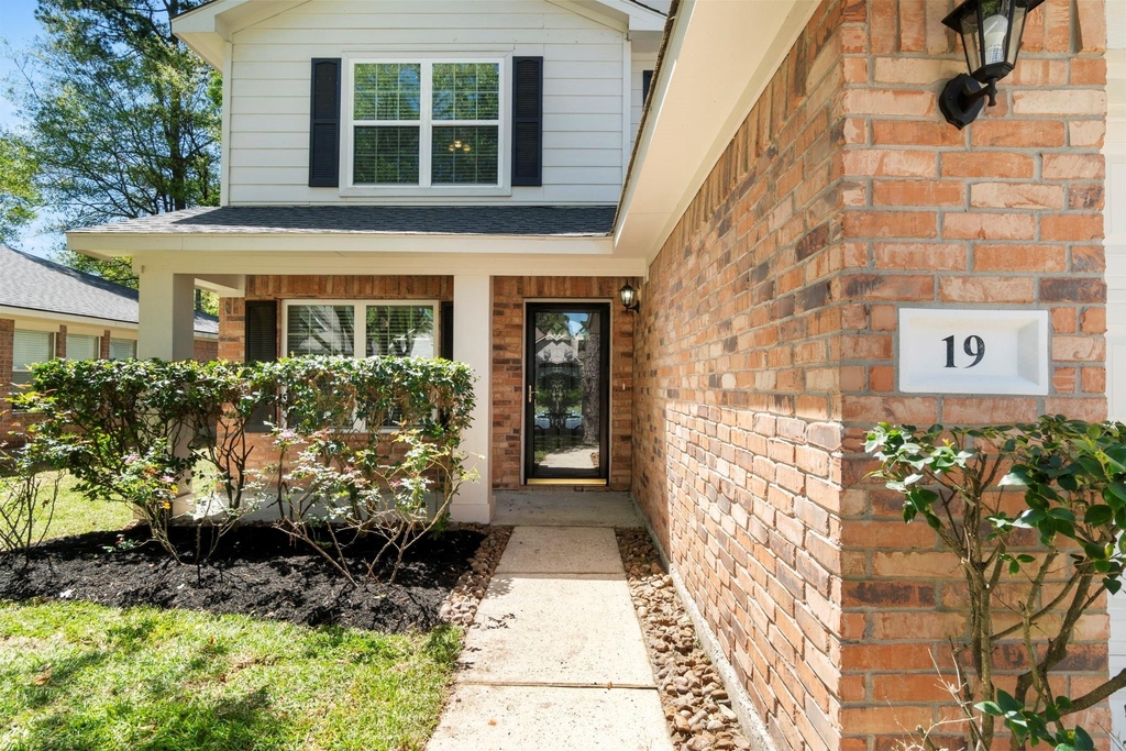 19 Shimmer Pond Place - Photo 3