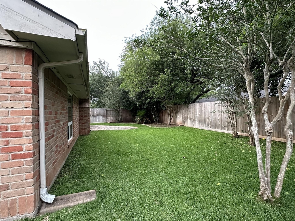 2211 Brook View Lane - Photo 14