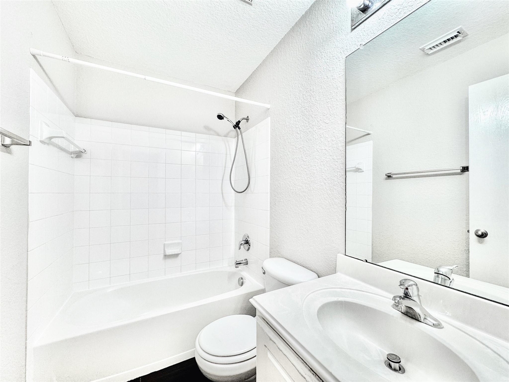 13327 Belvedere Park Court - Photo 7