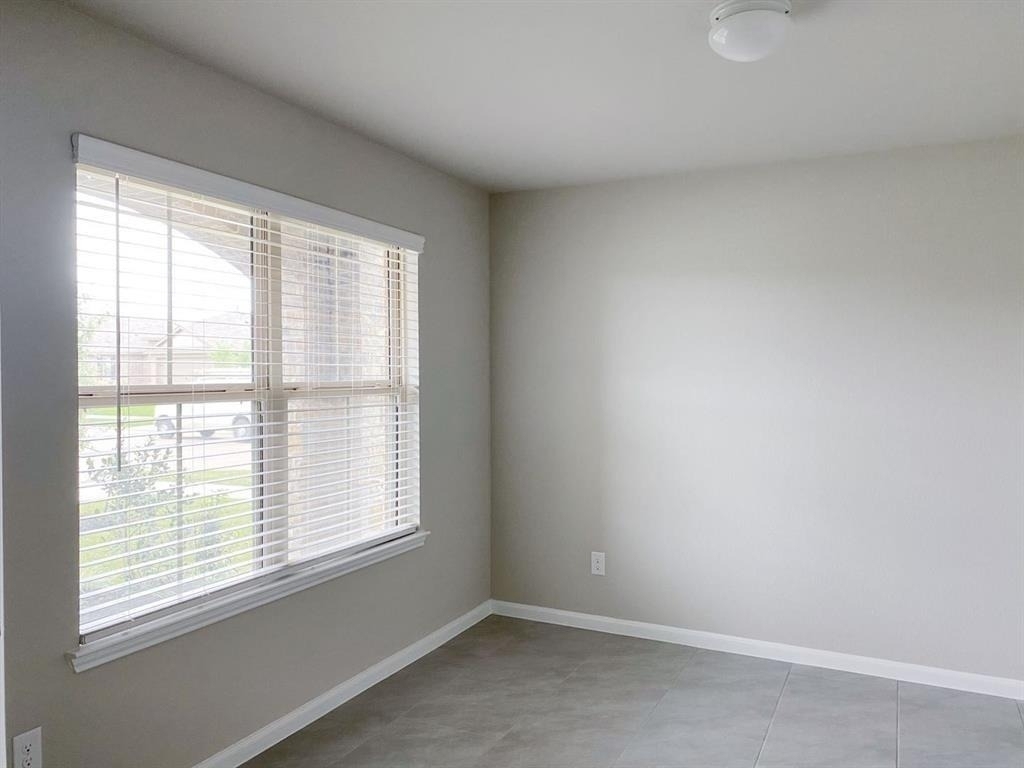 29630 Juniper Court - Photo 2