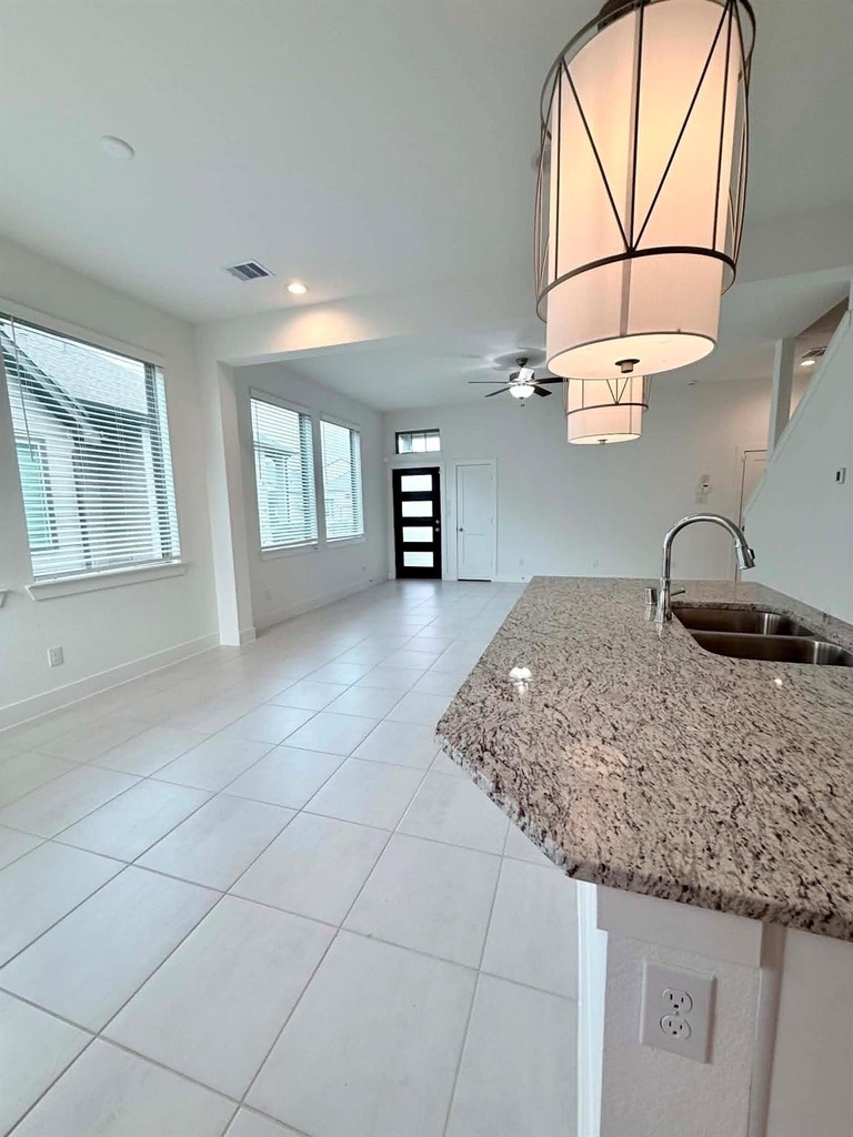 1539 Crystal Stream Drive - Photo 9
