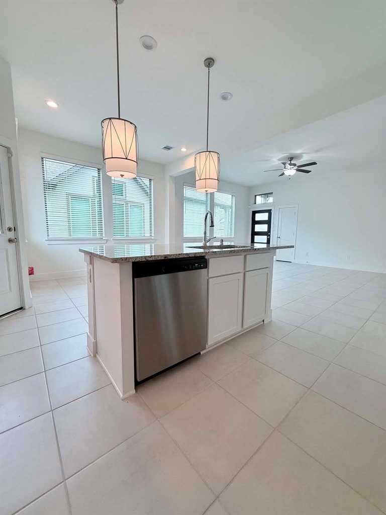 1539 Crystal Stream Drive - Photo 10