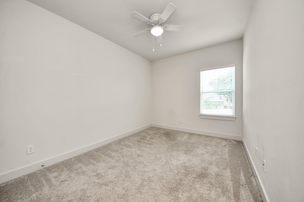9448 Kerrwood Lane - Photo 27