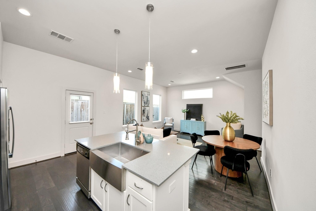 9448 Kerrwood Lane - Photo 14