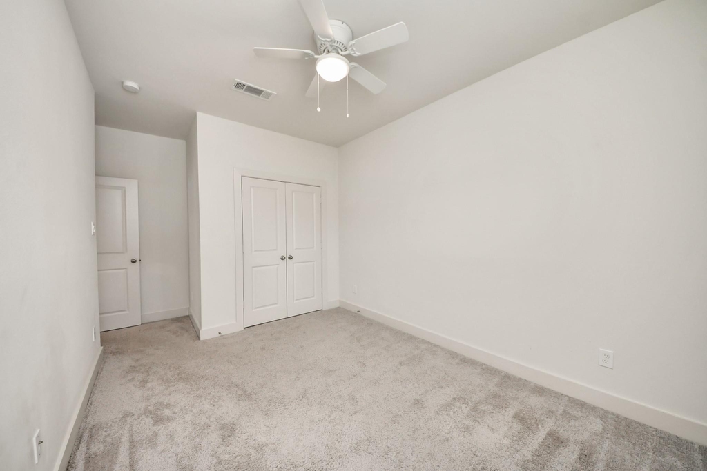 9448 Kerrwood Lane - Photo 19