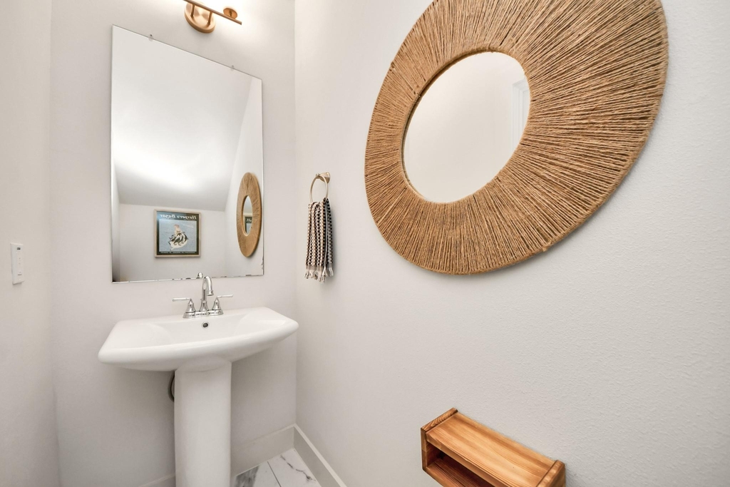 9448 Kerrwood Lane - Photo 5