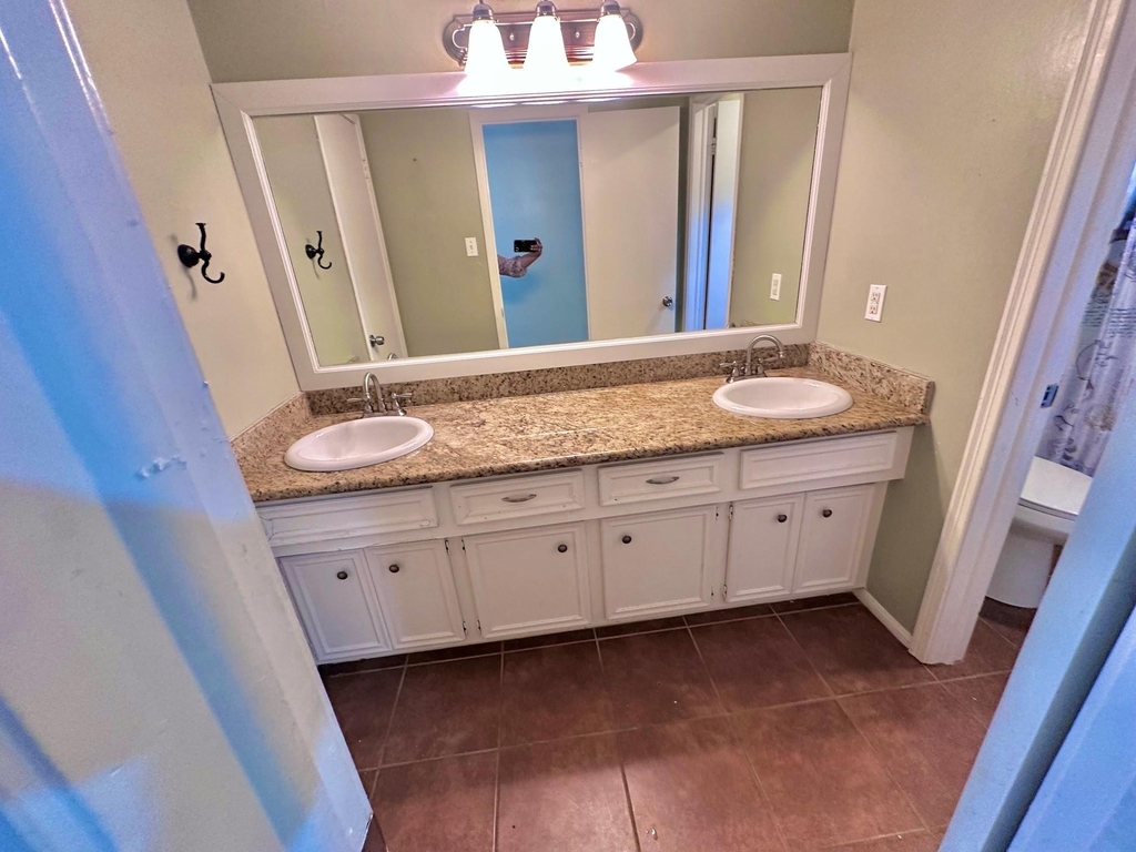 17502 Cassina Drive - Photo 33