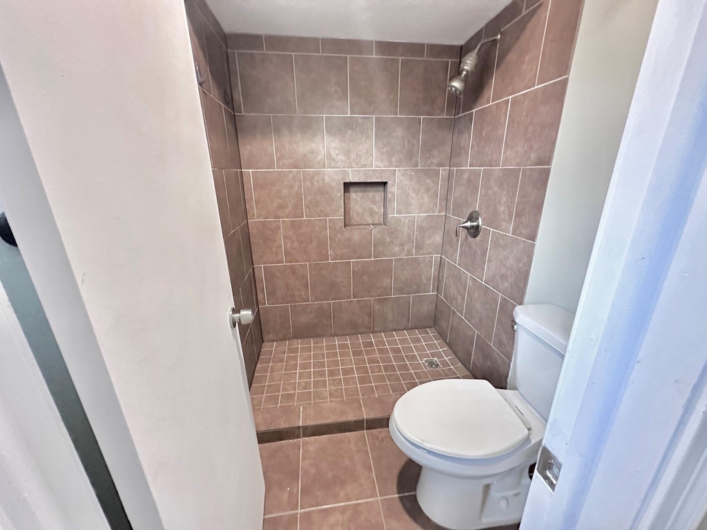 17502 Cassina Drive - Photo 29