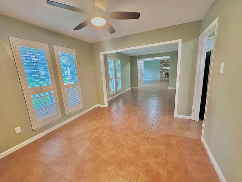 17502 Cassina Drive - Photo 21