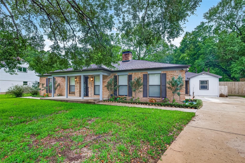 548 Brandon Road - Photo 2