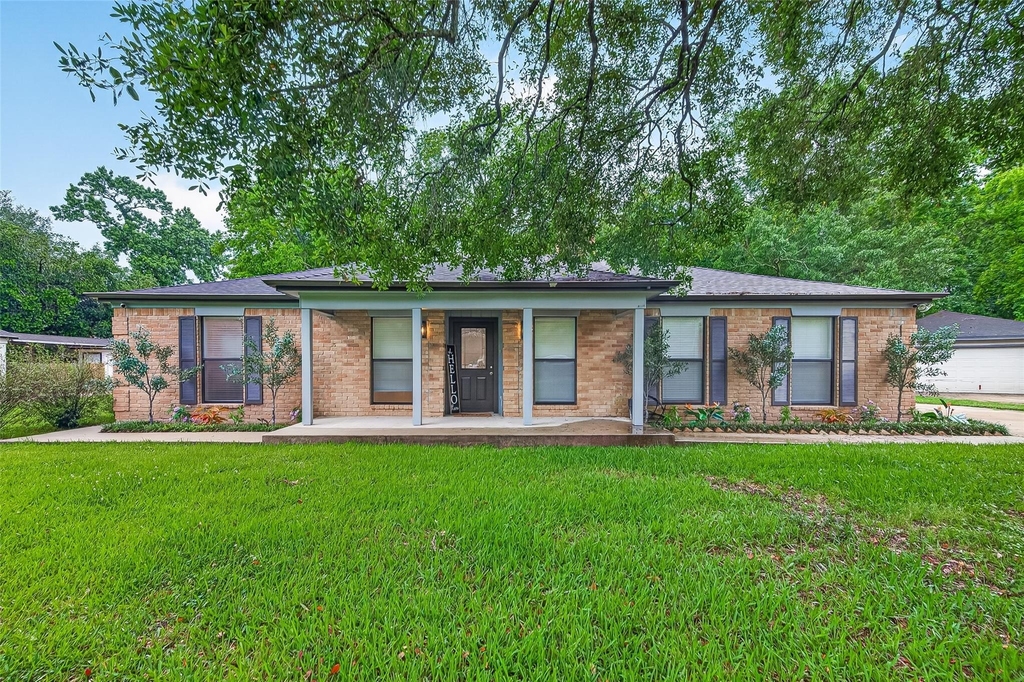 548 Brandon Road - Photo 0