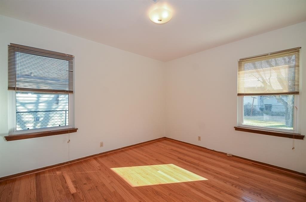 6923 Cole Creek Drive - Photo 9