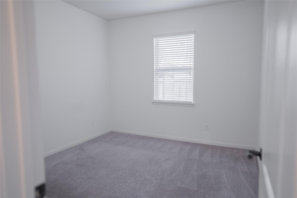 7635 Daisy Port Lane - Photo 11