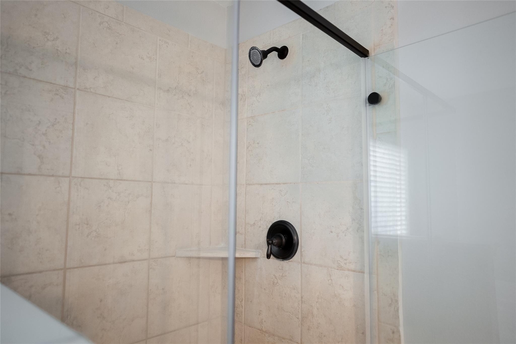 7635 Daisy Port Lane - Photo 8