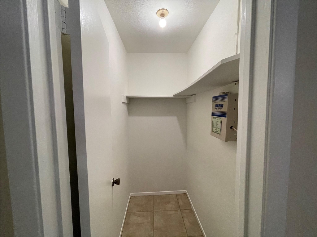 4079 Young Street - Photo 15