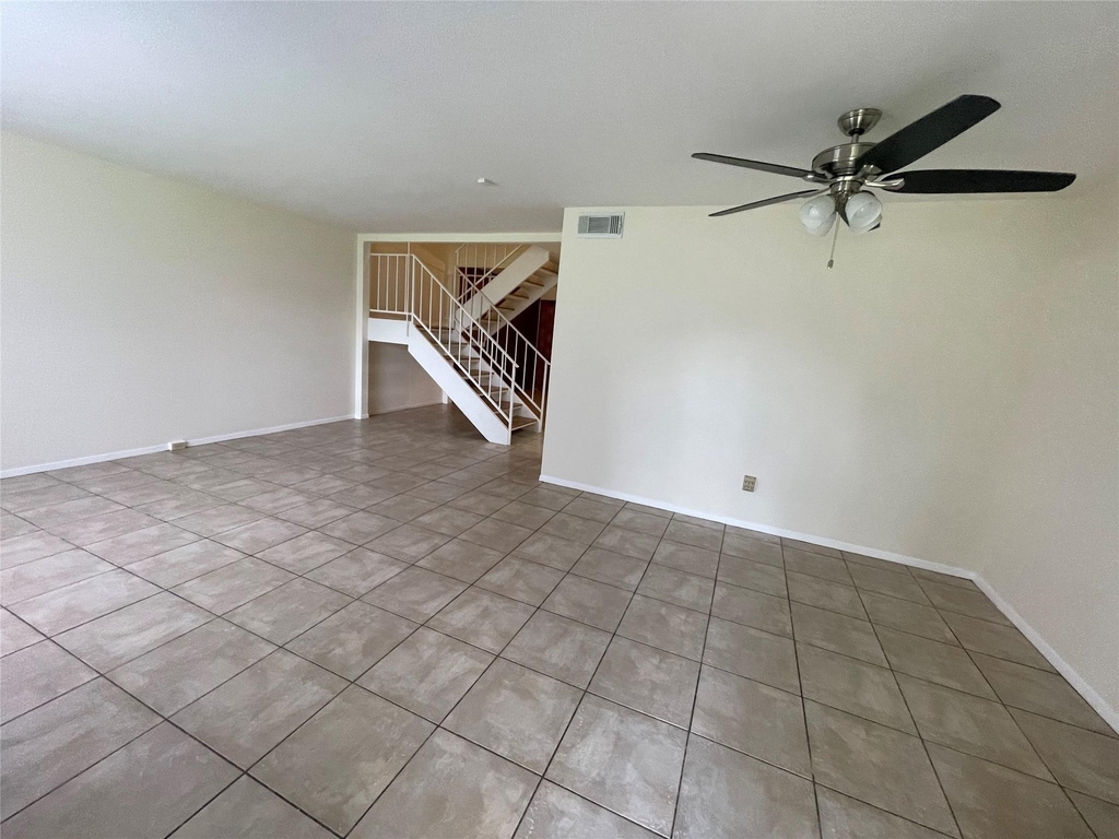 4079 Young Street - Photo 2