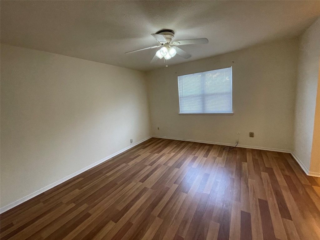 4079 Young Street - Photo 11