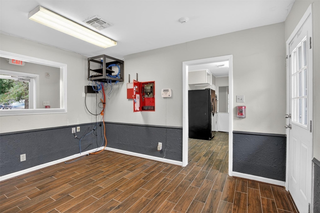 5109 E 5th Street - Photo 13