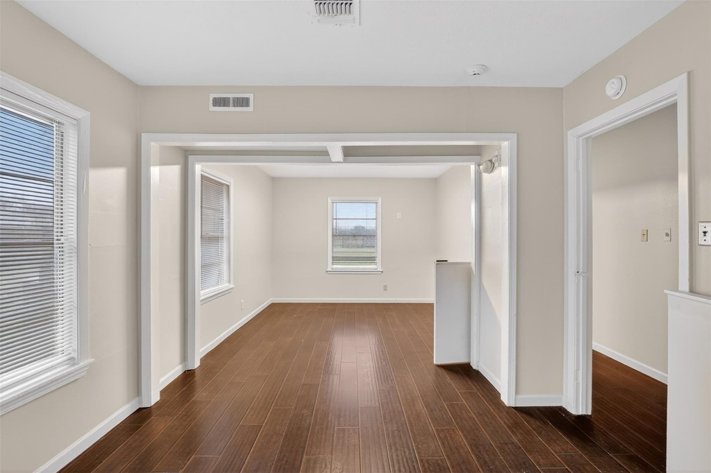 5109 E 5th Street - Photo 21