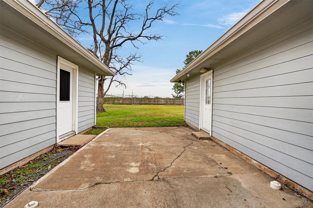 5109 E 5th Street - Photo 26