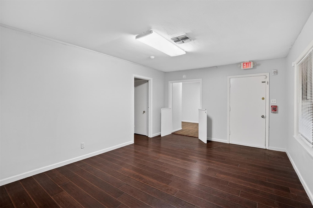 5109 E 5th Street - Photo 19