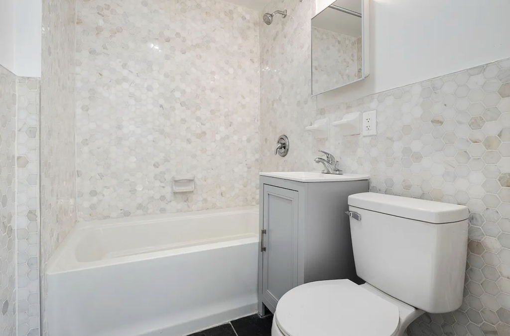 538 Pacific Street - Photo 4