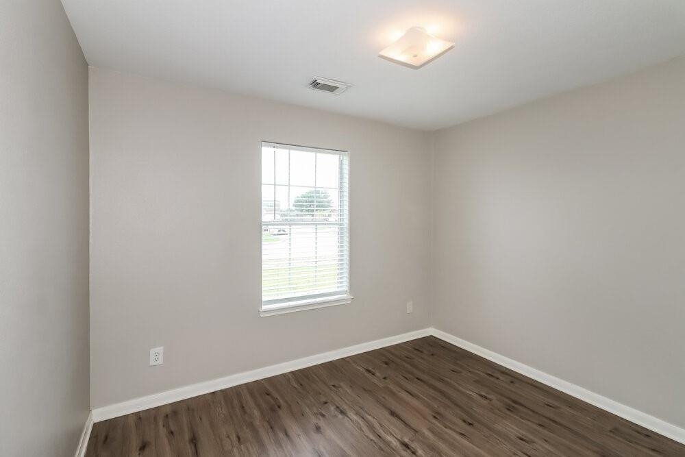 6919 Garnet Trail Lane - Photo 10