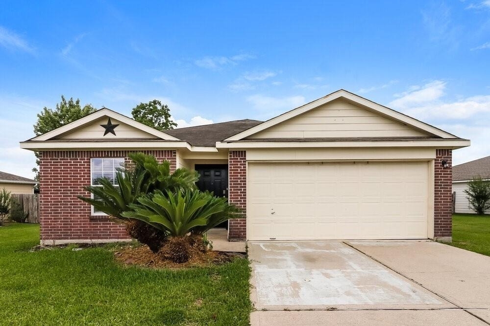 6919 Garnet Trail Lane - Photo 0