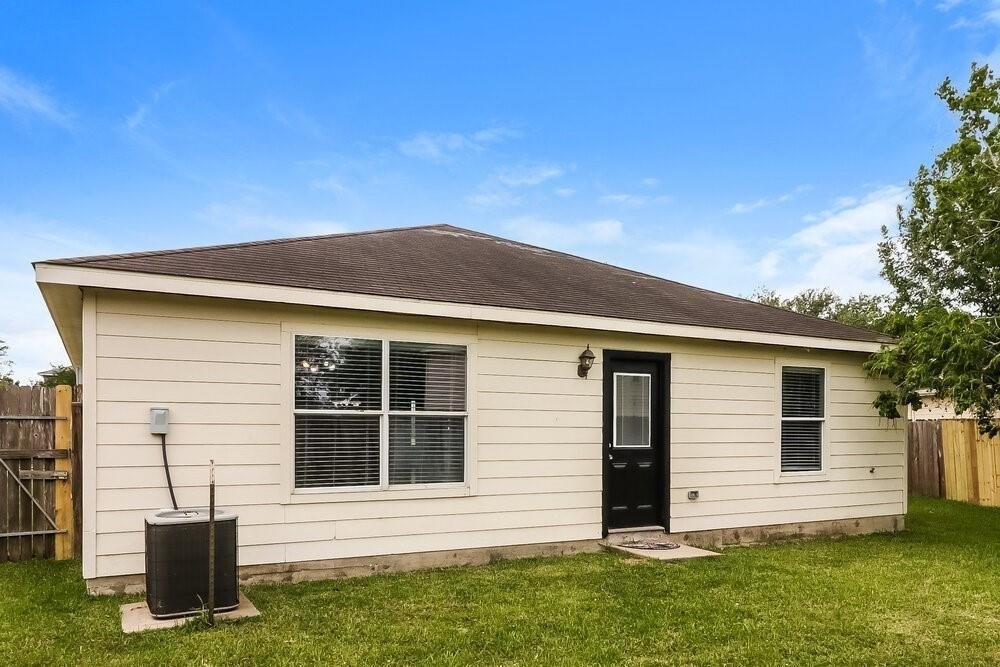 6919 Garnet Trail Lane - Photo 13