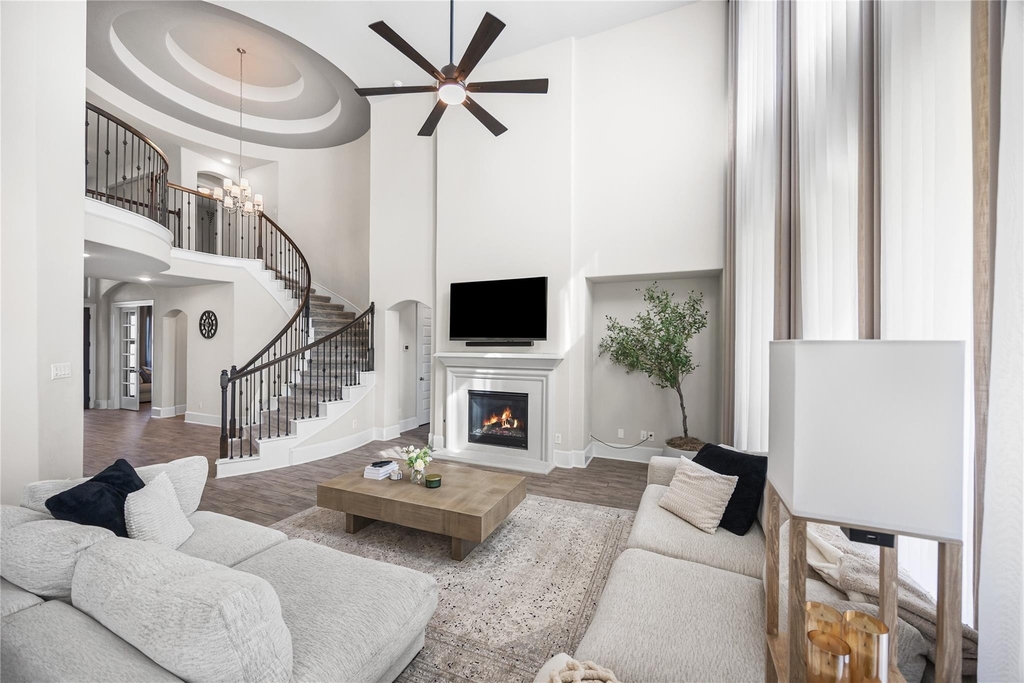 2736 Ahnya Lane - Photo 18
