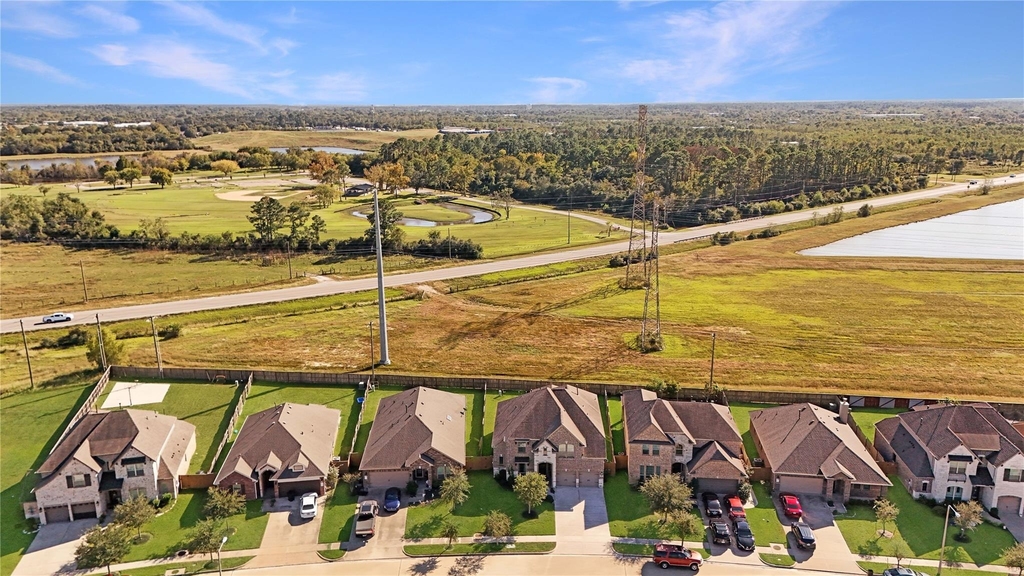 2736 Ahnya Lane - Photo 4