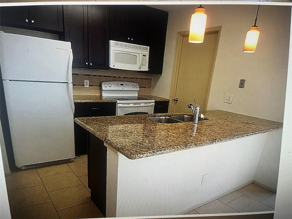 8020 Braesmain Drive - Photo 2