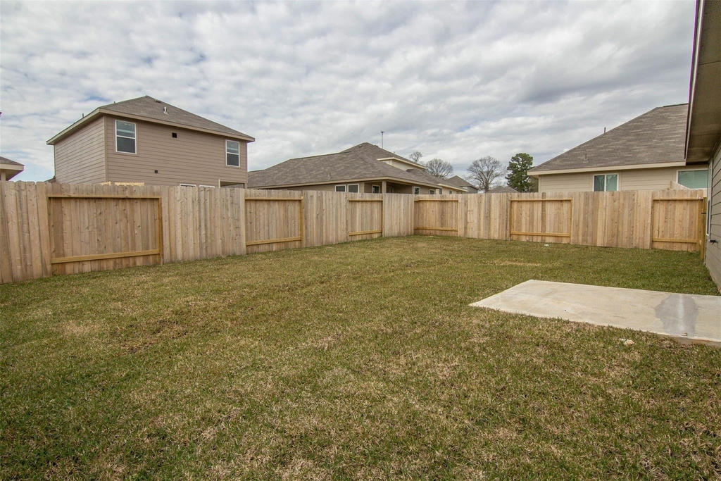13827 Winding Path Lane - Photo 8