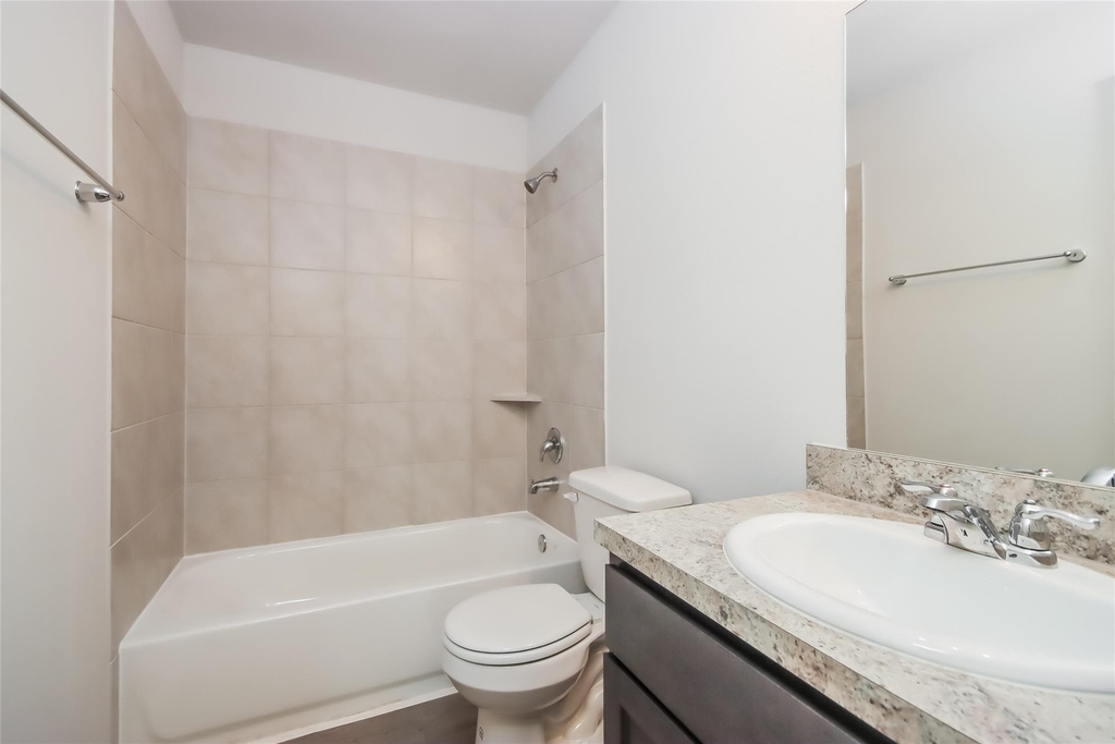 3221 Chunk Court - Photo 11