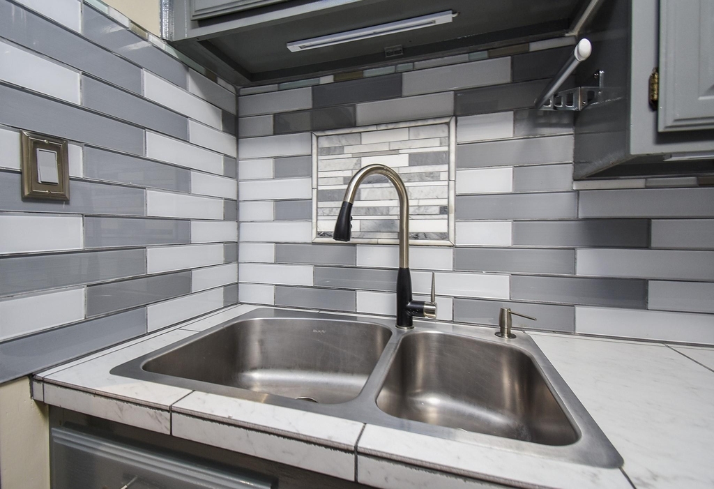 2507 Montrose Boulevard - Photo 17