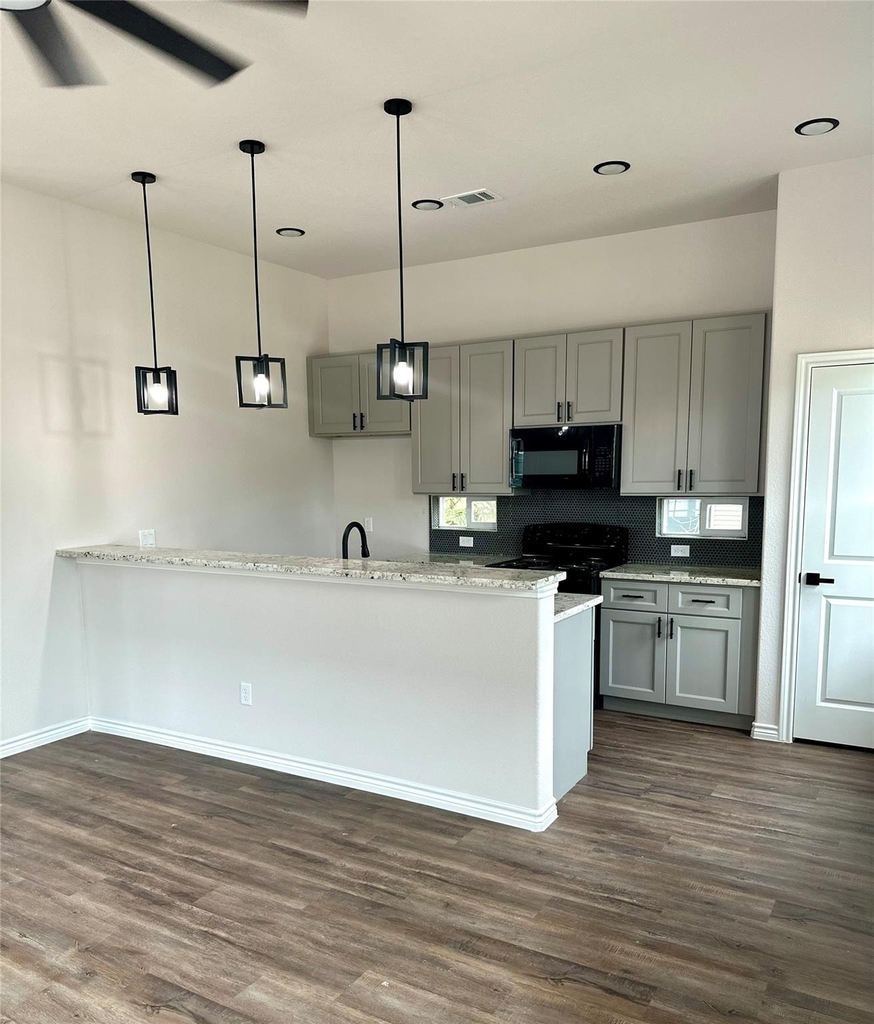 205 3rd Street - Photo 4